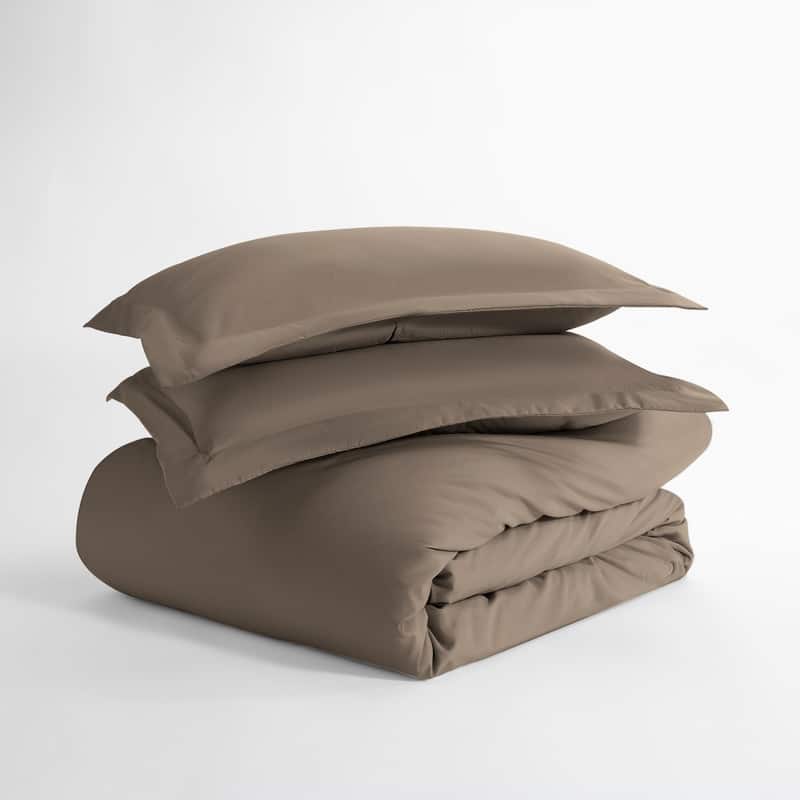 Becky Cameron Hotel Quality 3-Piece Oversized Duvet Cover Set
