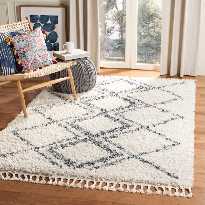 SAFAVIEH Pro Lux Shag Nazmije Moroccan Tassel 2.4-inch Thick - 4' x 6' - Cream/Blue - Runner/Rectangle