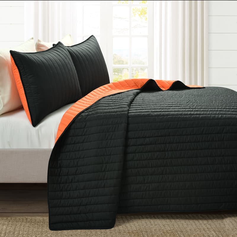 Lush Decor Soft Stripe All Season Quilt/Coverlet Set