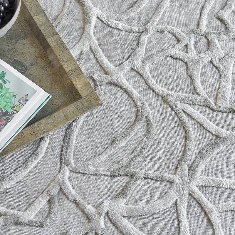 EXQUISITE RUGS Goudy Hand-loomed Wool/Bamboo Silk Ivory/Beige Area Rug.