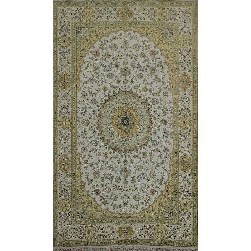 Hand Knotted Oriental Silk Carpet Traditional Floral Beige & Ivories Kashmir Area Rug - 8' 11'' X 5' 11''
