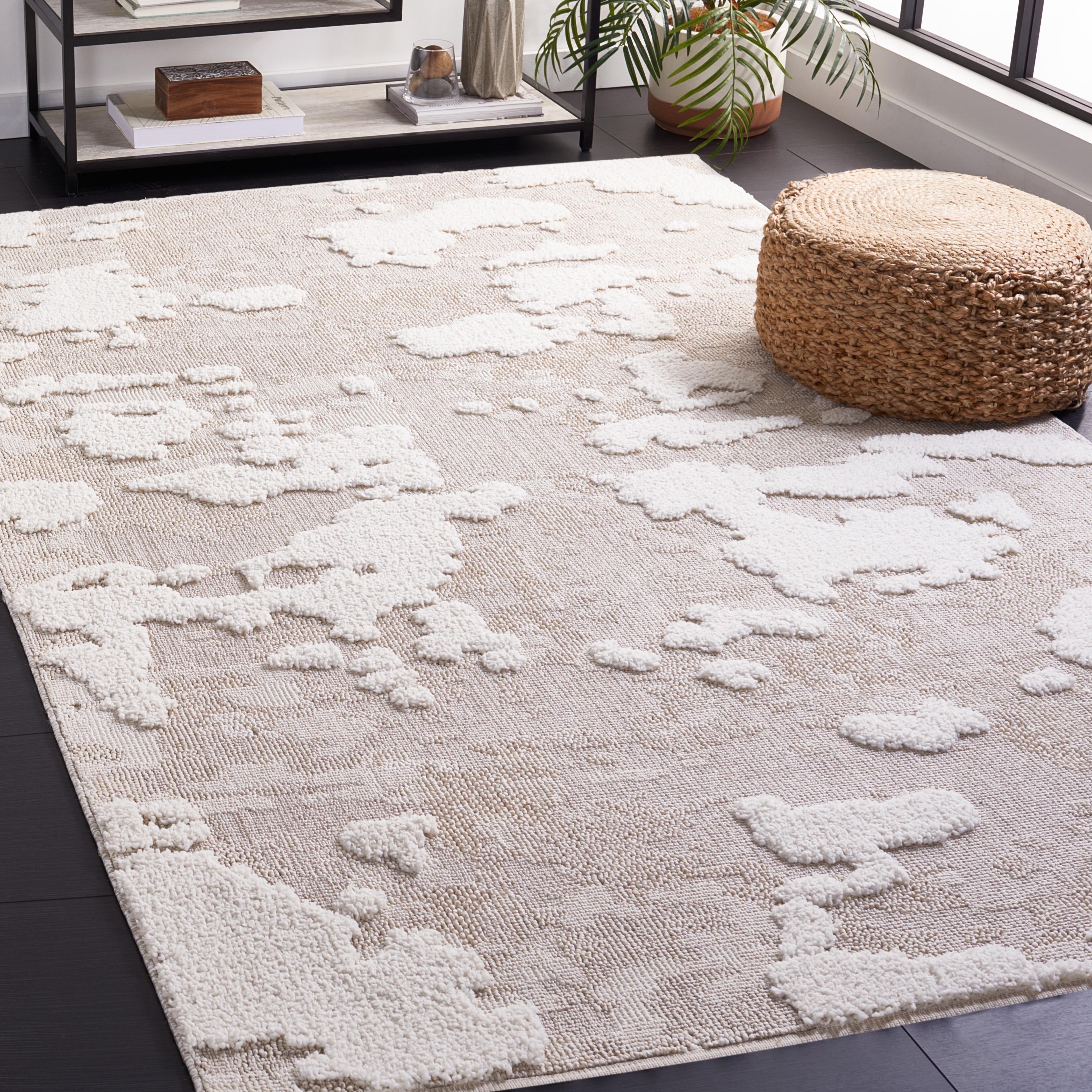 https://ak1.ostkcdn.com/images/products/is/images/direct/42f2fedffdca2938ed7e0baa94c9d51137bab269/SAFAVIEH-Trends-Liya-Modern-Abstract-Rug.jpg