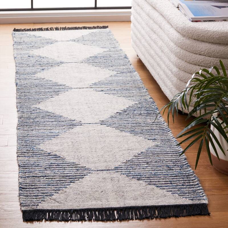 SAFAVIEH Handmade Kilim Kaili Boho Wool & Jute Rug - 2'3" x 9' Runner - Blue/Ivory