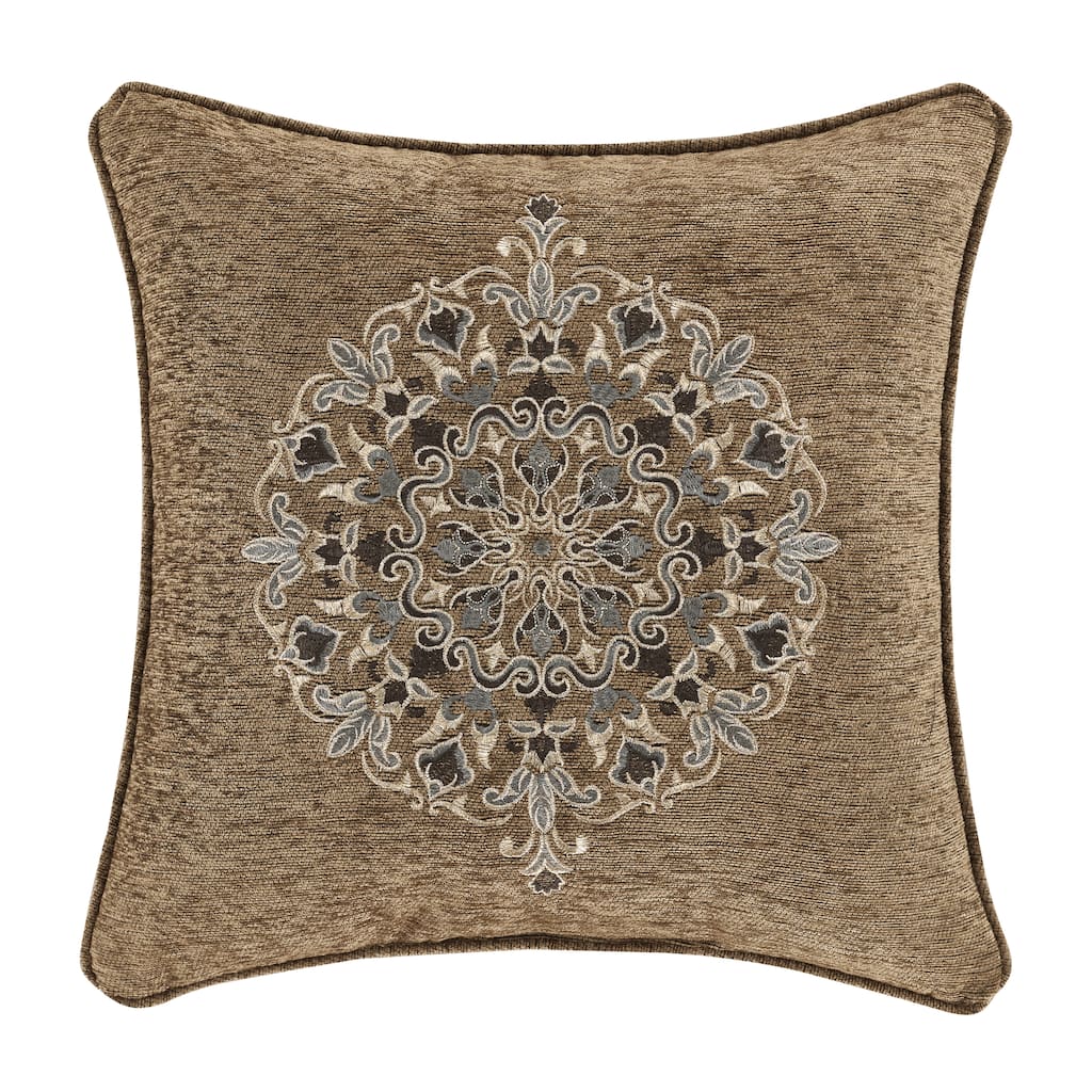 J. Queen New York Dorset 18" Decorative Throw Pillow.