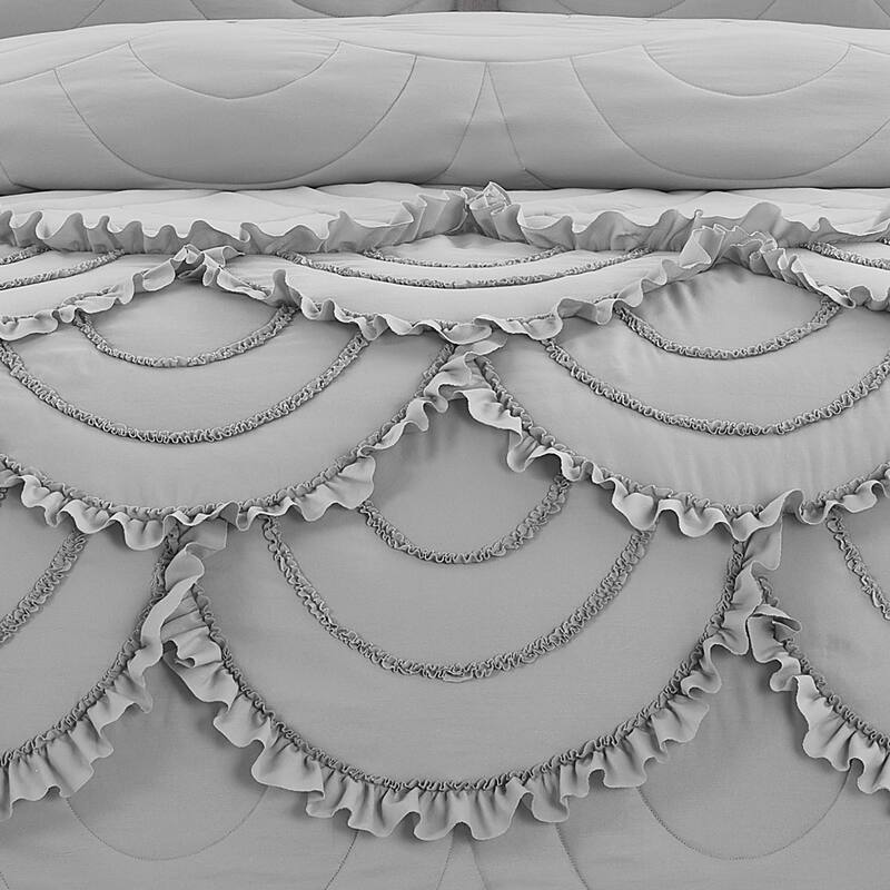 DESIGN STUDIO Scallop Ruffle Garment Washed Soft Solid Quilt Set