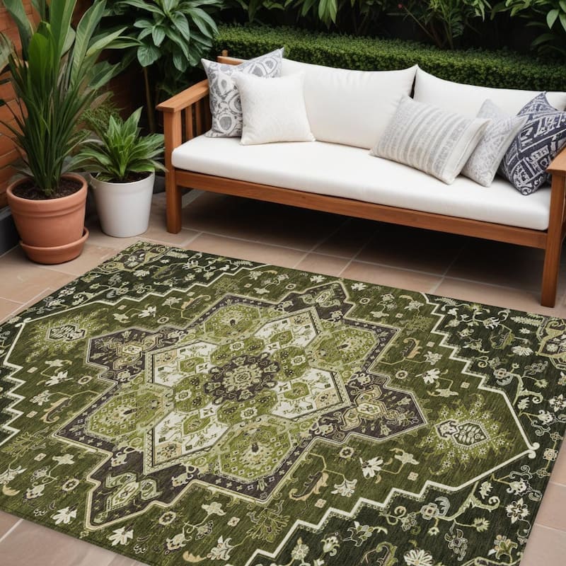 HomeRoots Oriental Traditional Rectangle Outdoor Rug - 10' X 14'
