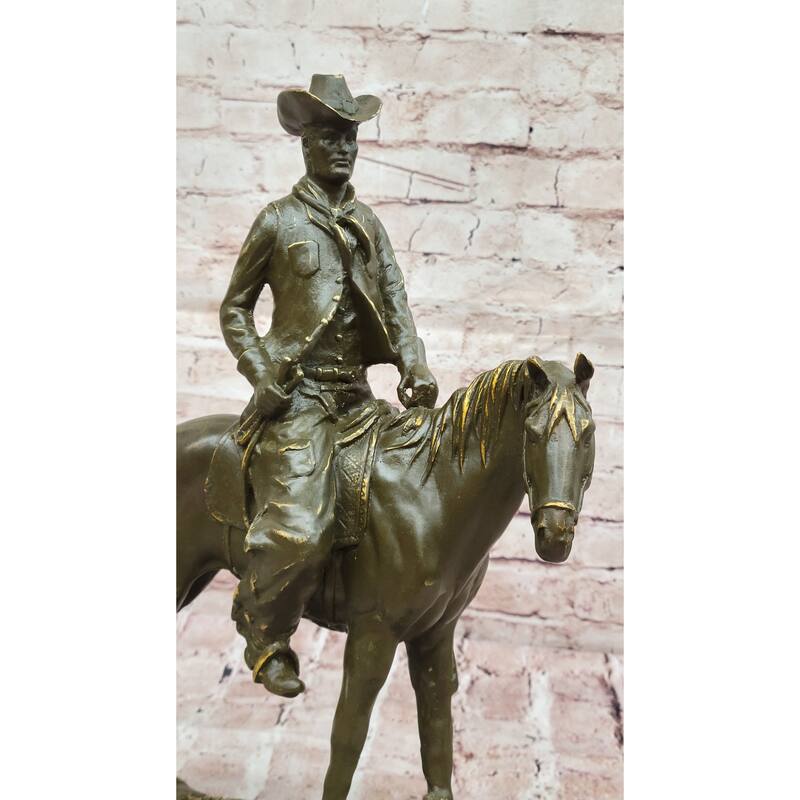 Bronze Cowboy On Imitative Horse Sculpture – Western Americana Art