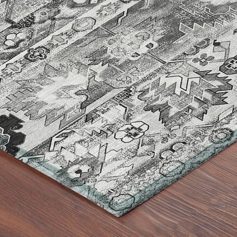 Machine Washable Indoor/ Outdoor Traditional Hudson Chantille Rug