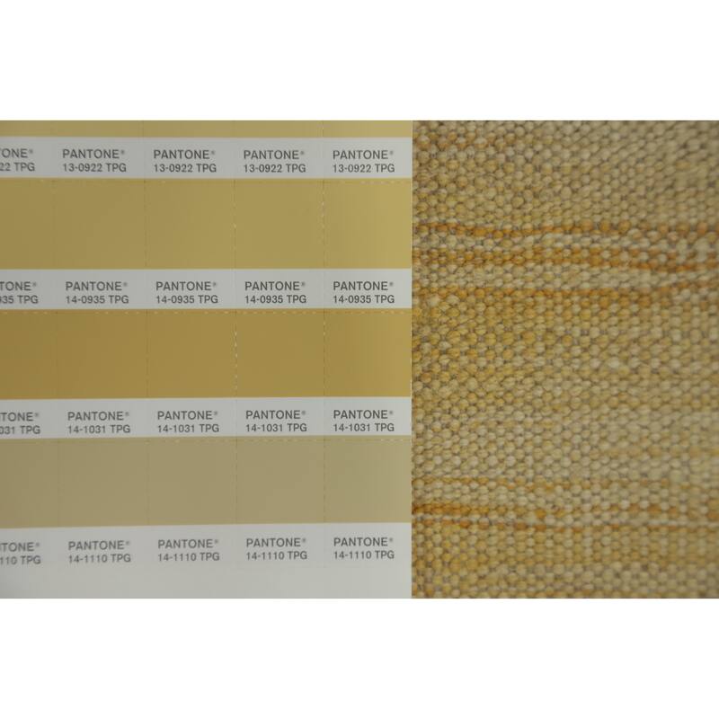 Hand Woven Southwestern Wool Yellow Geometric Area Rug - 9' 9'' X 6' 10''
