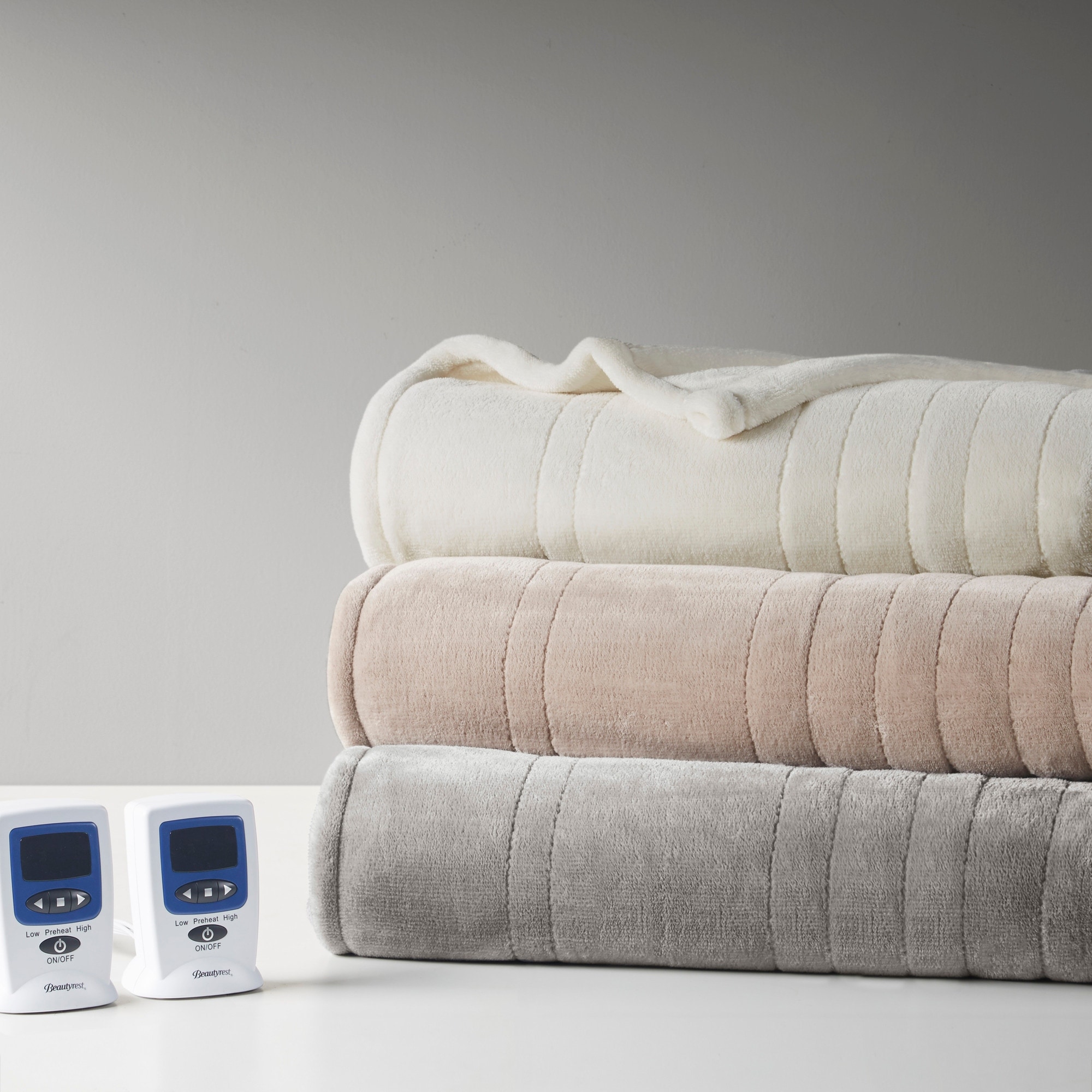 Beautyrest Microplush Heated Blanket with Wifi Technology - On Sale - Bed  Bath & Beyond - 38950005