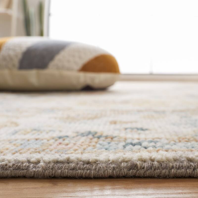 SAFAVIEH Hand-Knotted Samarkand Bukurije Traditional Wool Rug - 8' x 10' - Light Grey/Beige
