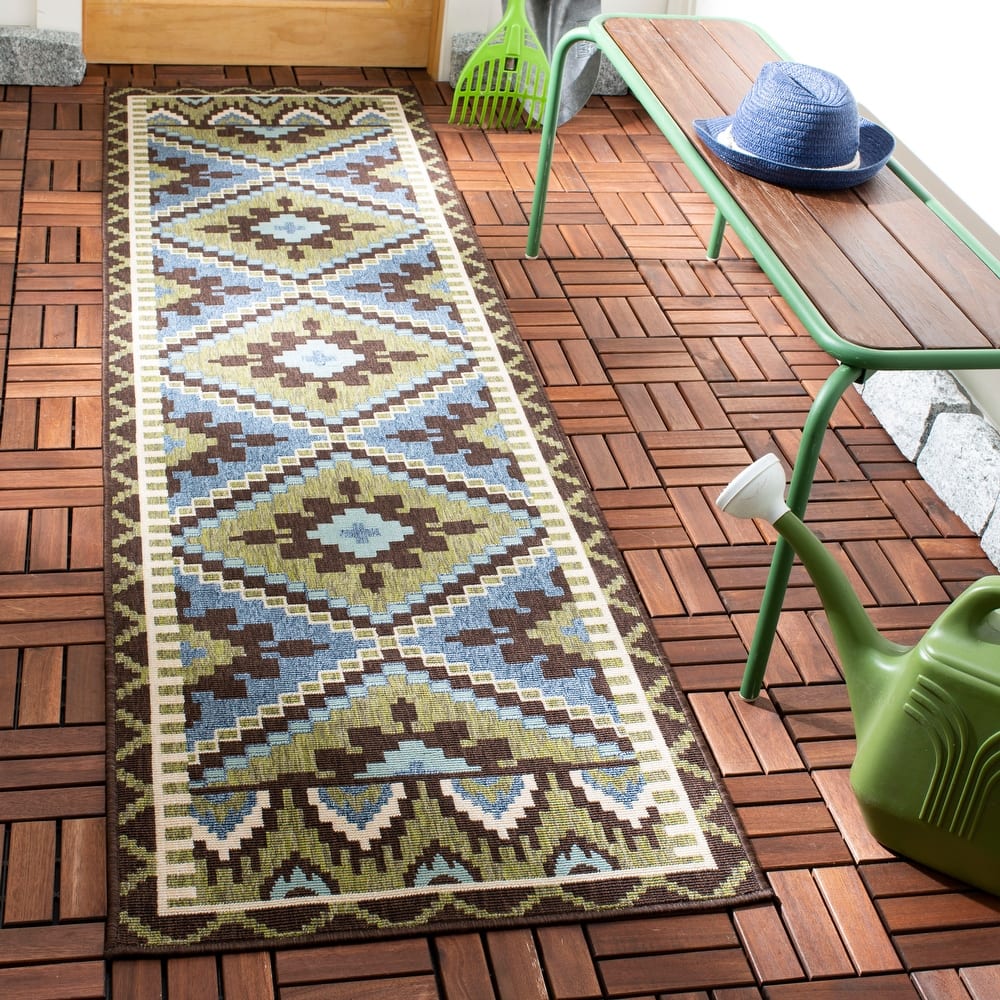 SAFAVIEH Veranda Bukuroshe Indoor/ Outdoor Waterproof Patio Backyard Rug