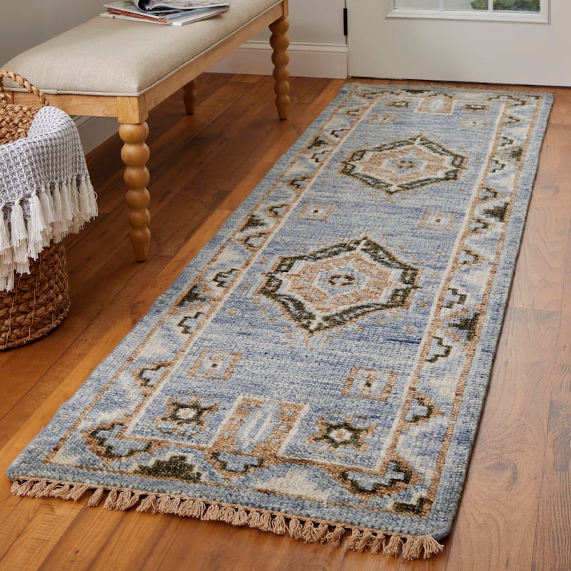 Grand Bazaar Foxboro Hand Knotted Medallion Traditional Area Rug