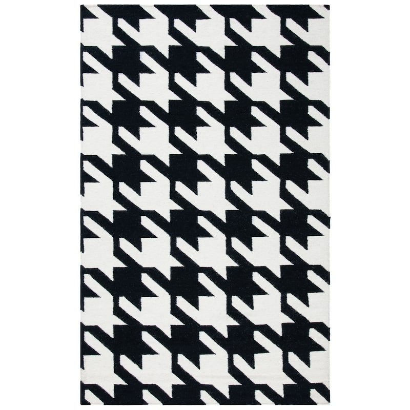 SAFAVIEH Hand-woven Moroccan Miladinka Reversible Dhurrie Hounds Tooth Reversible Dhurrie