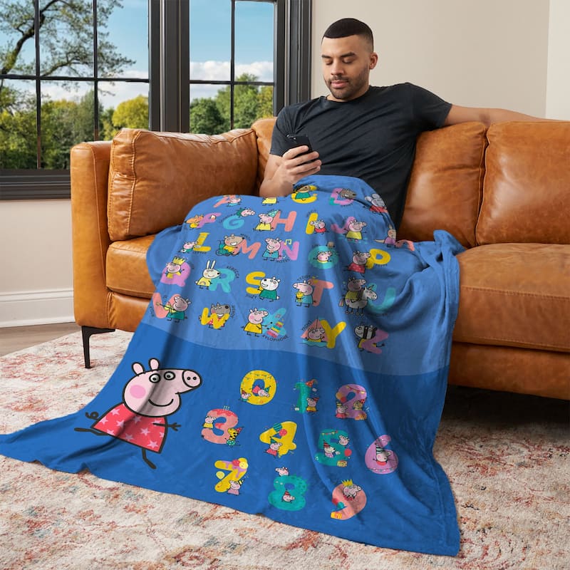 Hasbro Peppa Pig Silk Touch Throw Blanket