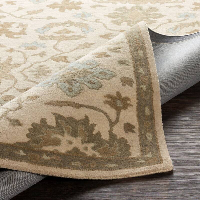 Livabliss Caesar Traditional Area Rug