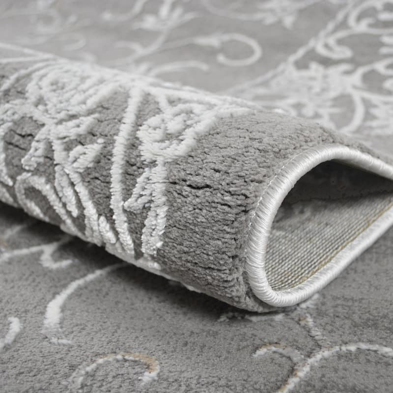 Everest Athena Gray Traditional Area Rug