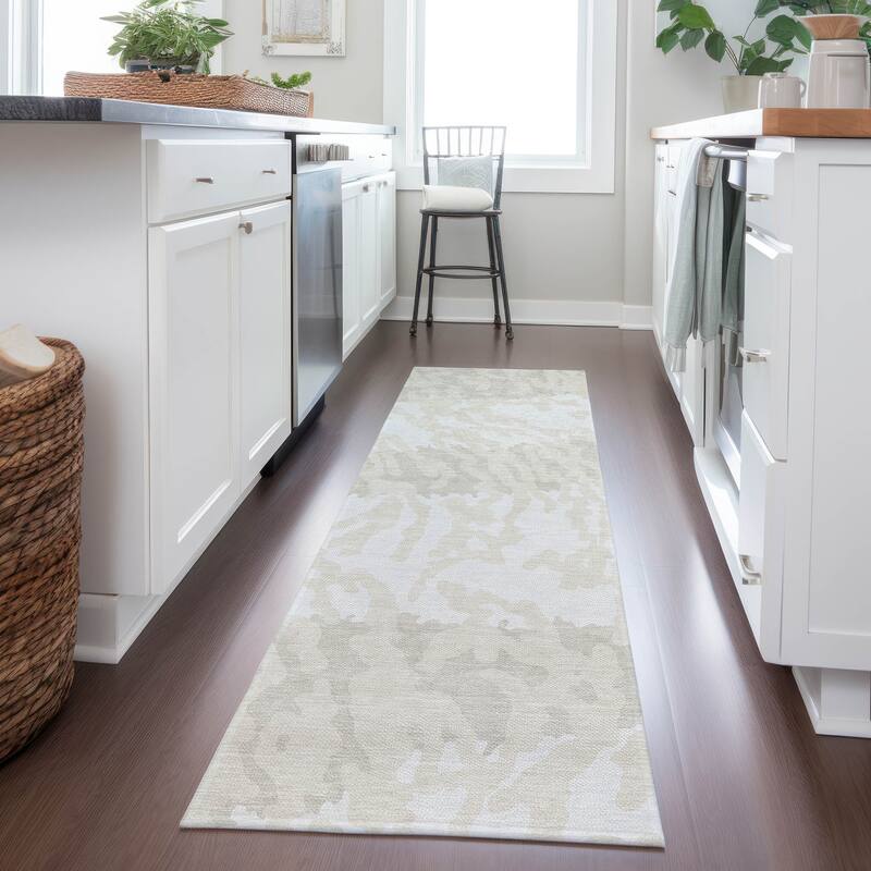 Machine Washable Indoor/ Outdoor Chantille Abstract Animal Print Rug