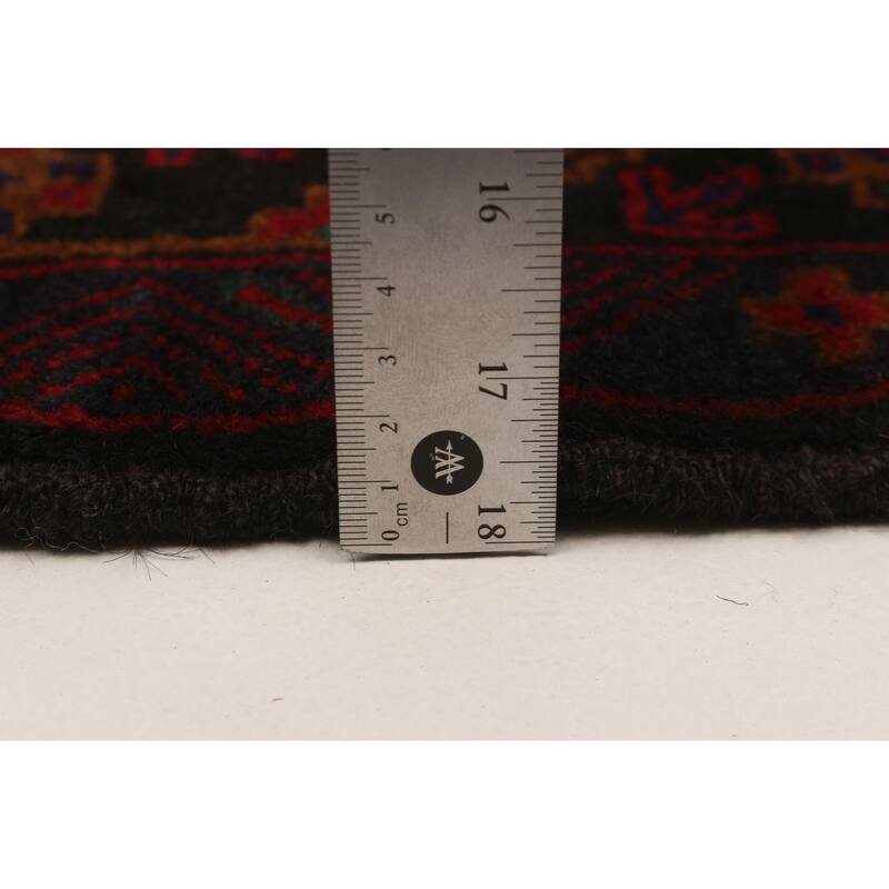 Teimani Black Rug 3'9" x 7'0" - 3'9 x 7'0