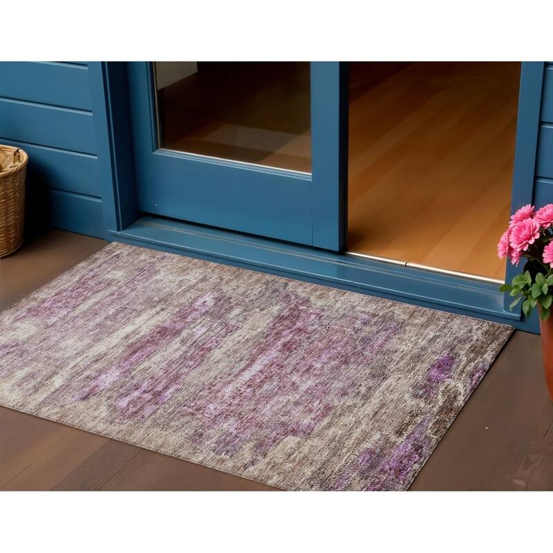HomeRoots Abstract Transitional Rectangle Outdoor Rug - 3' x 5'