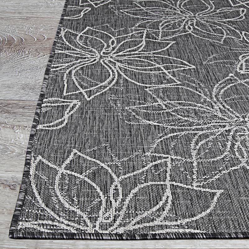 Dream Decor Rugs Grace Rosette Indoor Outdoor Area Rug