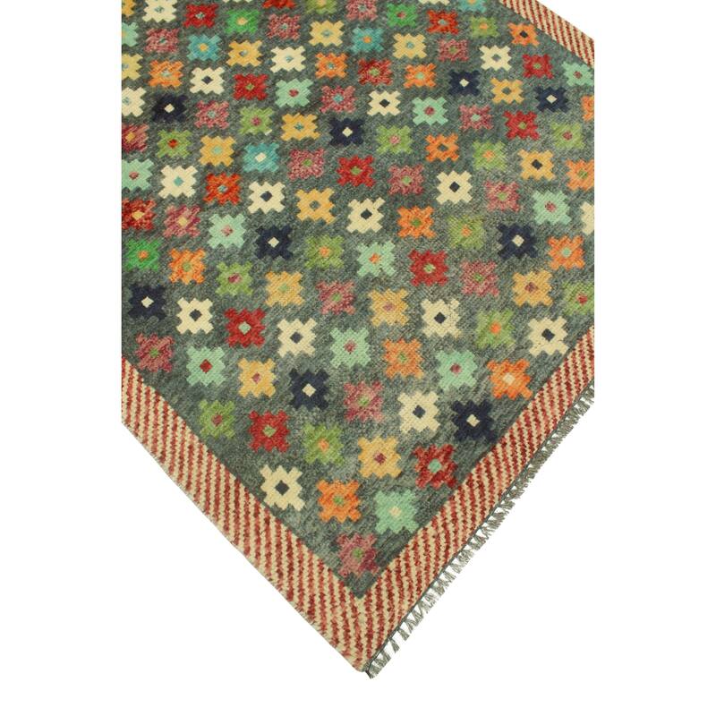 Balochi Tadd Drk. Grey/Ivory Rug - 3'10" x 5'10"