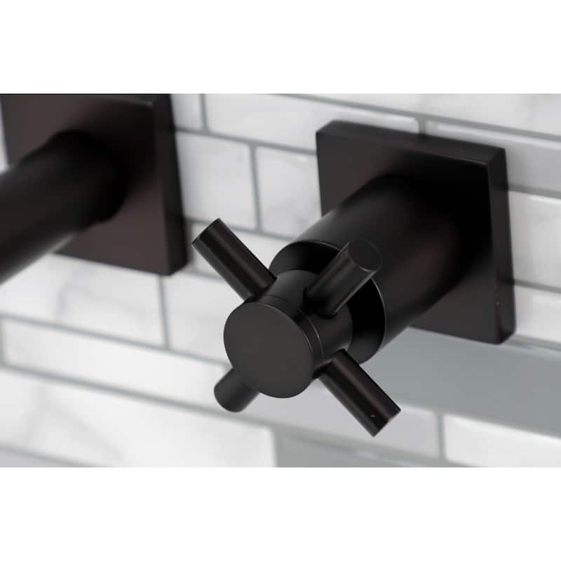 Concord 3-Hole Wall Mount Roman Tub Faucet in Polished Brass