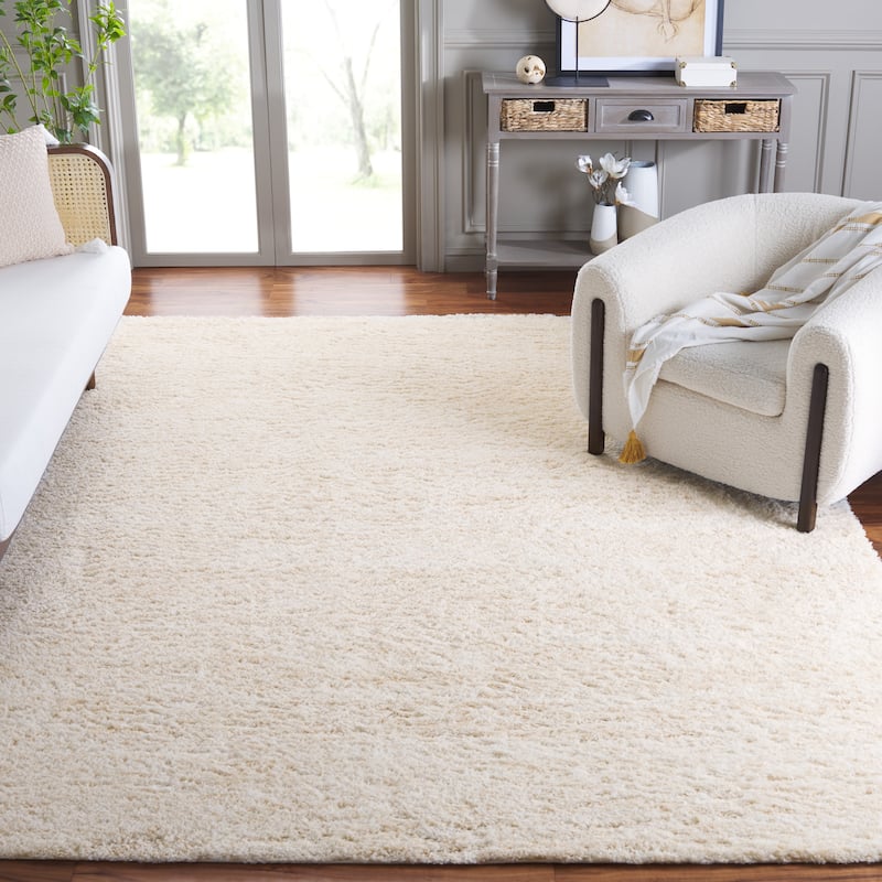SAFAVIEH Berber Shag Rafaele 1.25-inch Thick Rug