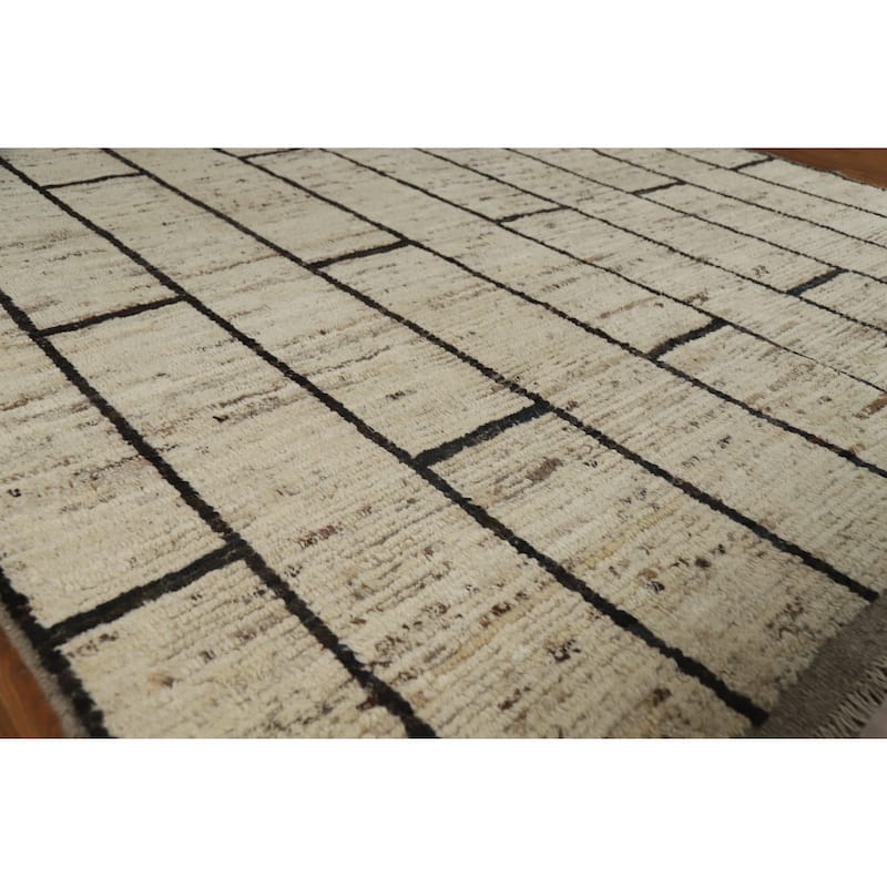 Geometric Moroccan Area Rug Hand-Knotted Beige Wool Carpet - 7'0" x 9'9" - 7'0" x 9'9" - Ivory/Beige