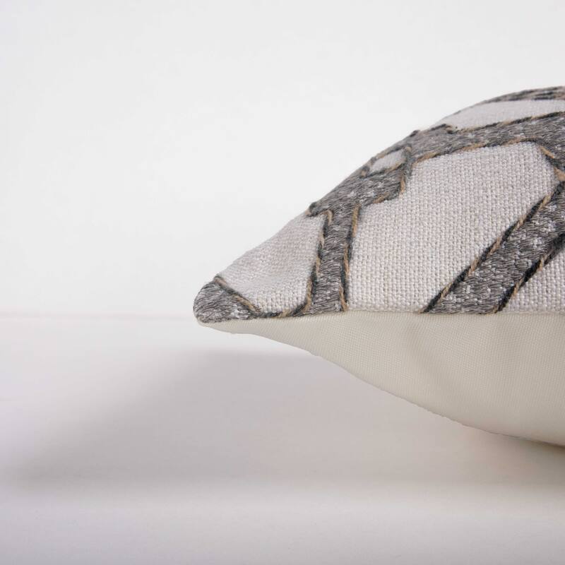 Rizzy Collection Natural Geometric Modern Throw Pillow