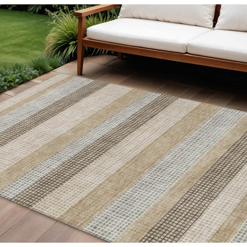 HomeRoots Striped Transitional Rectangle Outdoor Rug