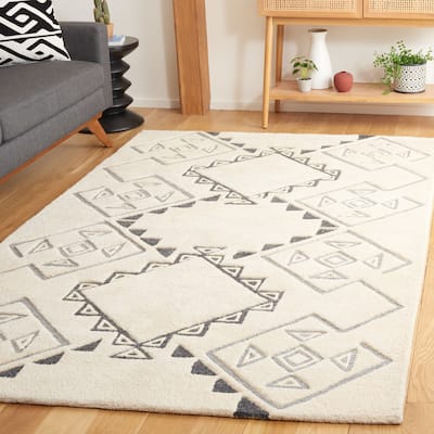 SAFAVIEH Handmade Casablanca Shag Radhika Tribal Wool Rug