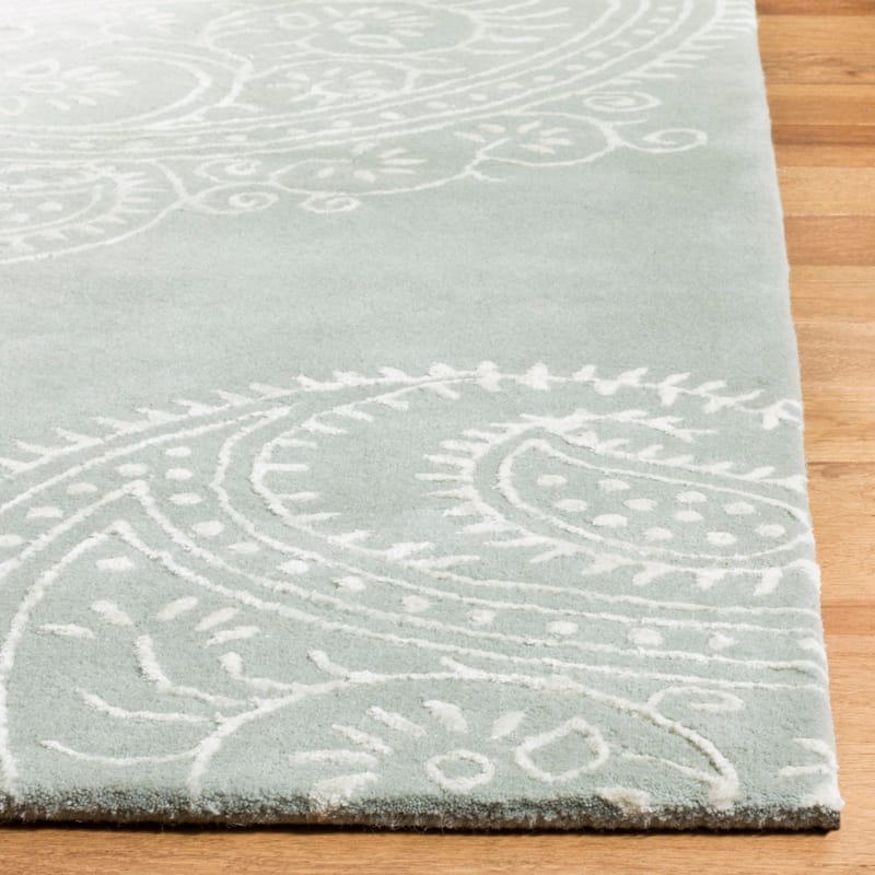 SAFAVIEH Handmade Bella Kristiana Paisley Modern Floral Wool Rug