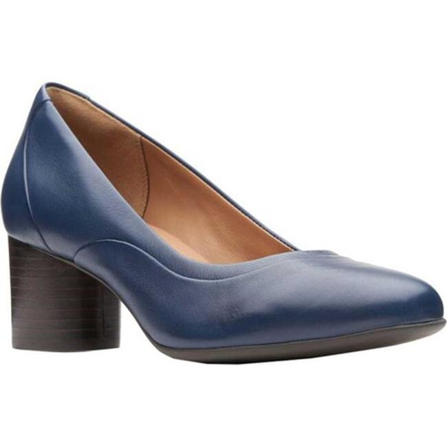 clarks leather pumps