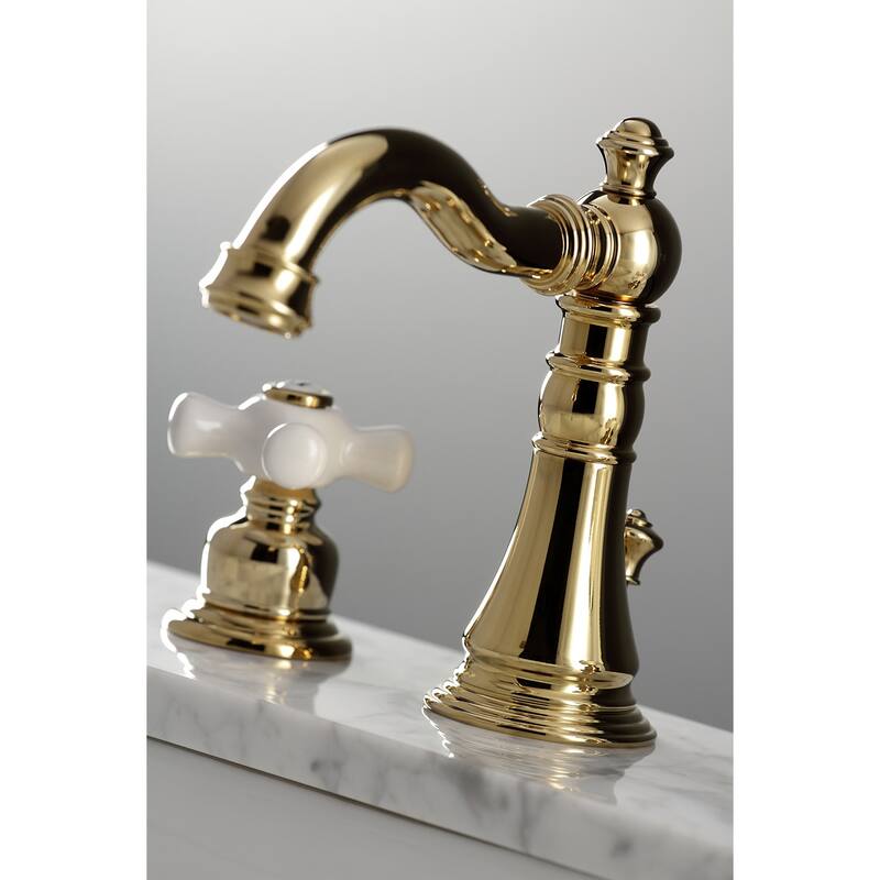 American Classic 8 in. Widespread Bathroom Faucet