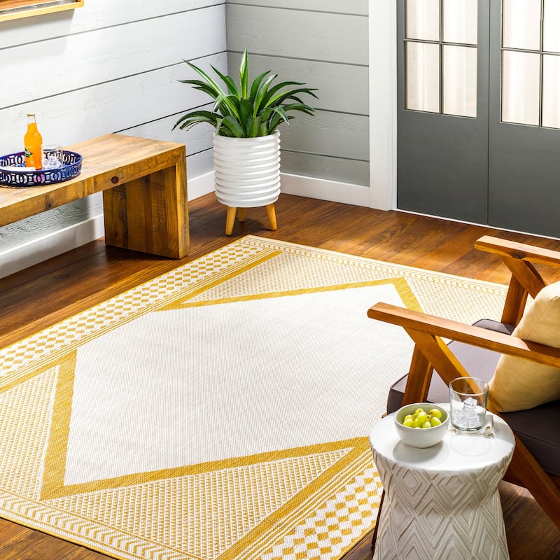 Livabliss Arlon Indoor/ Outdoor Diamond Border Area Rug - 5'3" x 7' - Yellow