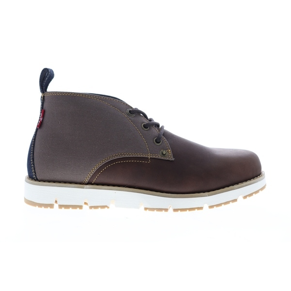 levis chukka