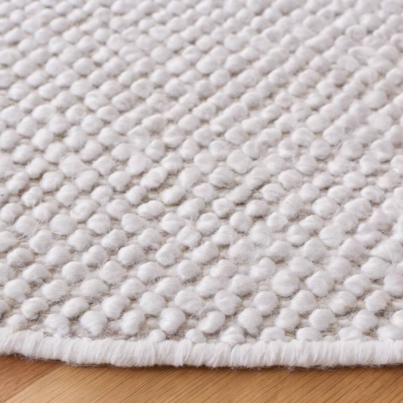 SAFAVIEH Handmade Natura Vroni Transitional Wool Rug