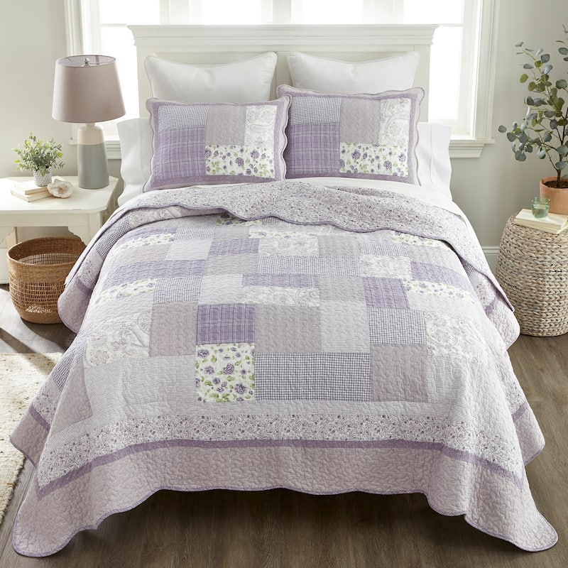 Donna Sharp Lavender Rose Cotton Quilt Collection - Twin - Lavender/White