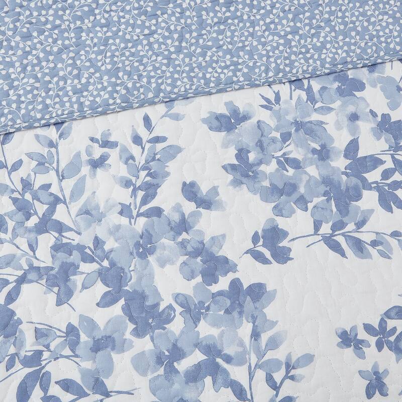 DESIGN STUDIO Philomena Blue Reversible Cotton Quilt Set