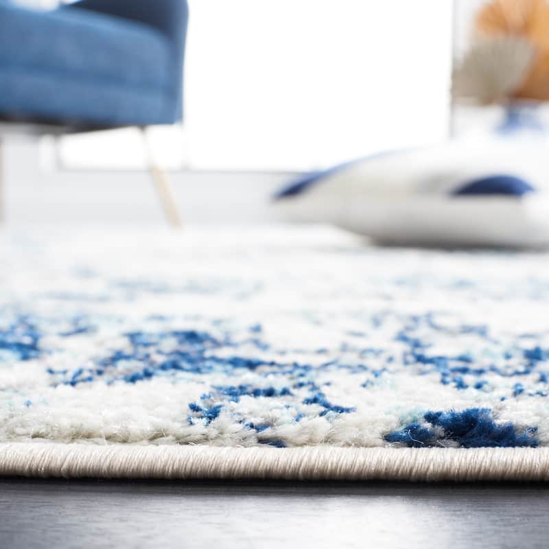 SAFAVIEH Tulum Rosalinde Bohemian & Eclectic Rug - Ivory/Blue - 5' 3" x 7' 6"