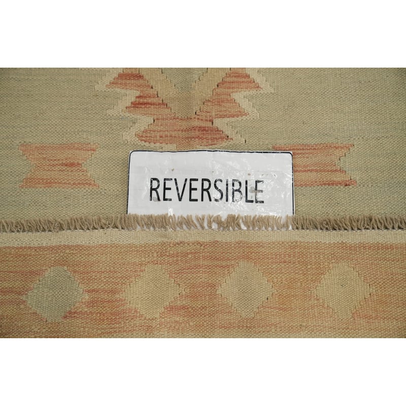 Hand Woven Southwestern Wool Green Geometric Area Rug - 6' 0'' X 3' 9''
