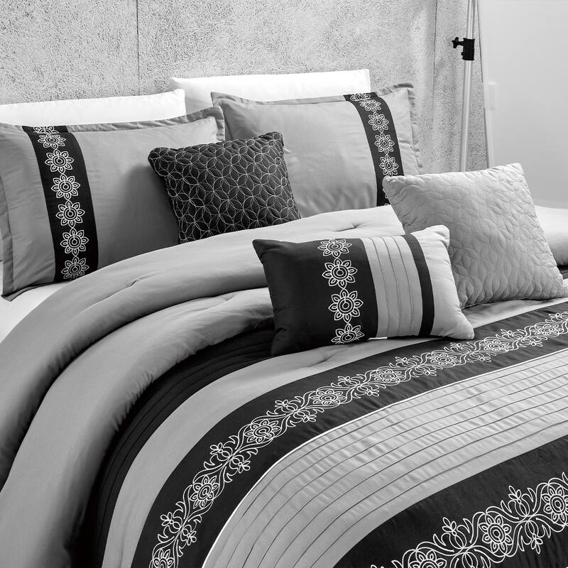 7 Piece Comforter Set Embroidered Design Bed in a Bag