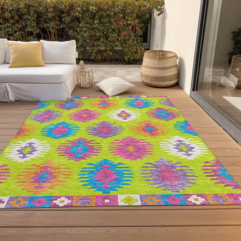 Machine Washable Indoor/ Outdoor Boho Tribal Chantille Rug - Lime - 3' x 5'
