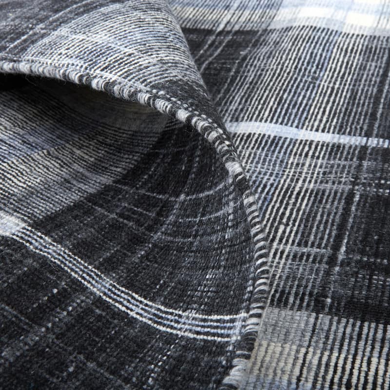 Grand Bazaar Celano Hand Woven Solid Modern Area Rug