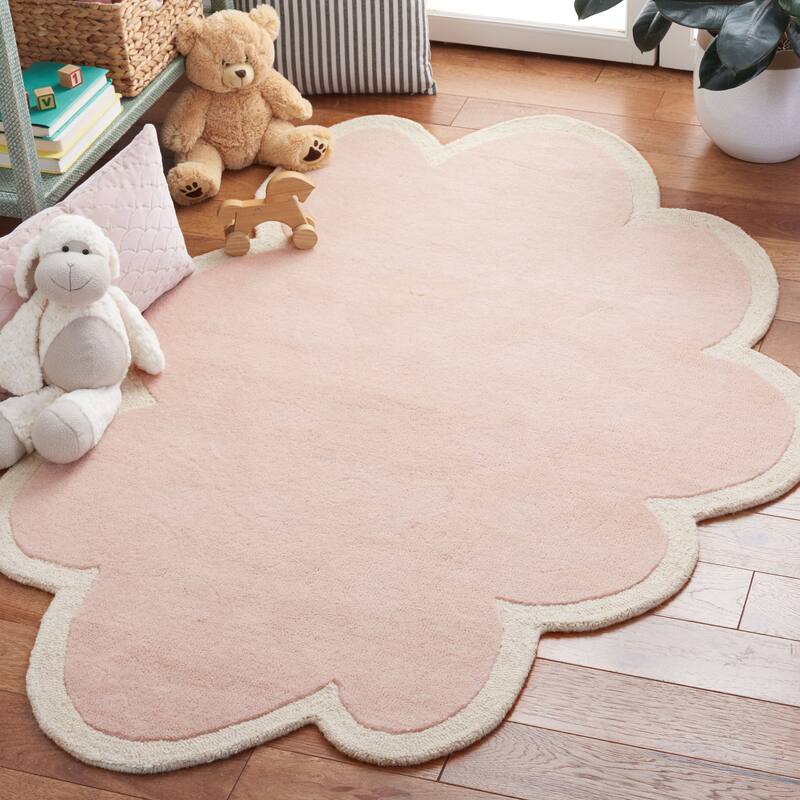SAFAVIEH Handmade Kids Geometric Wool Rug