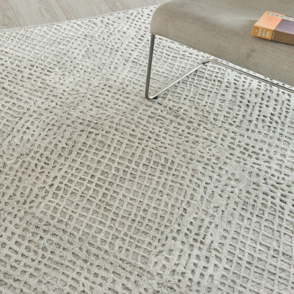 EXQUISITE RUGS Crescendo Hand-loomed Bamboo Silk Beige Area Rug.