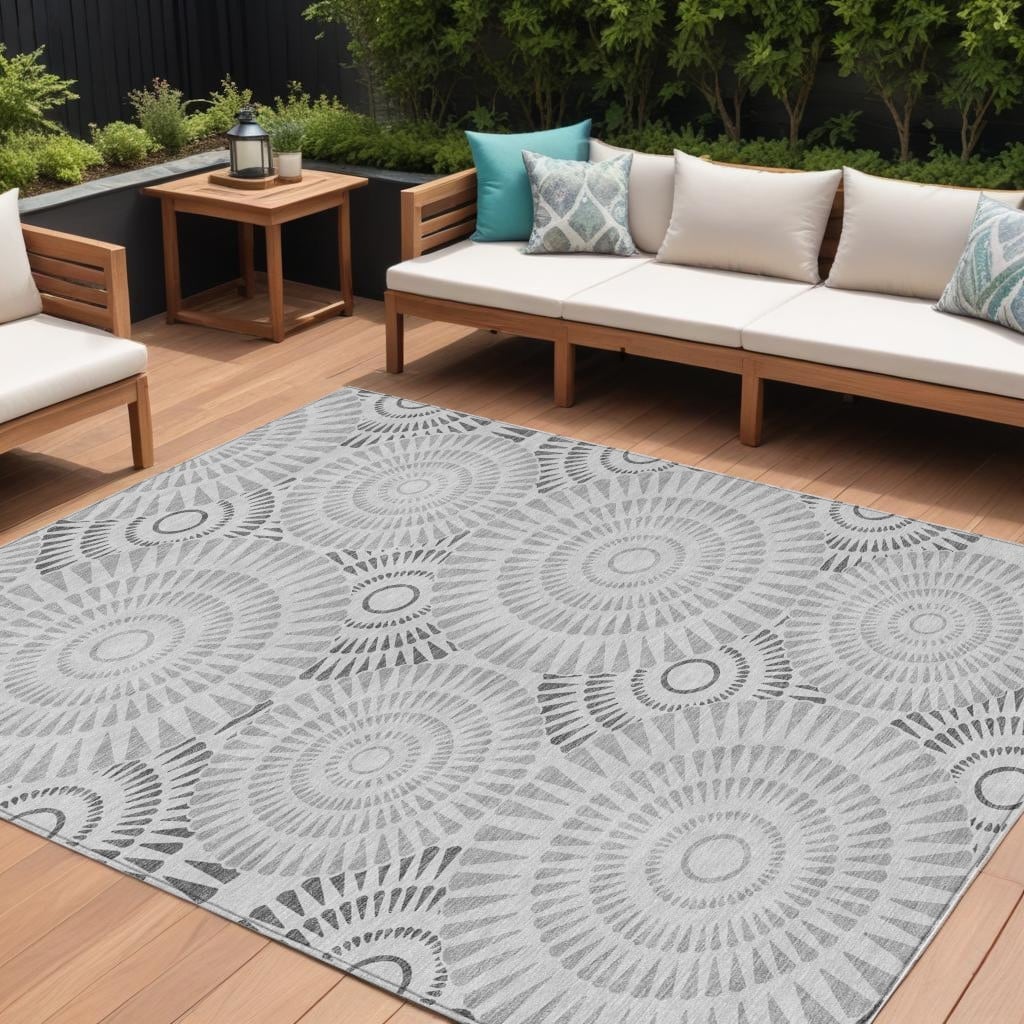 HomeRoots Geometric Transitional Rectangle Outdoor Rug