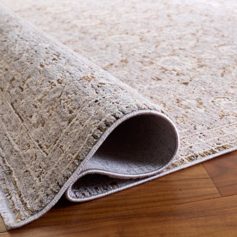 SAFAVIEH Garnet Vessena Floral Rug