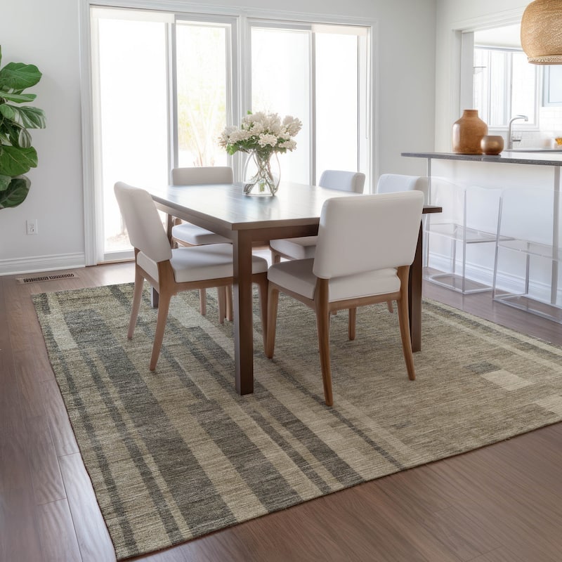 Machine Washable Indoor/ Outdoor Modern Stripes Chantille Rug
